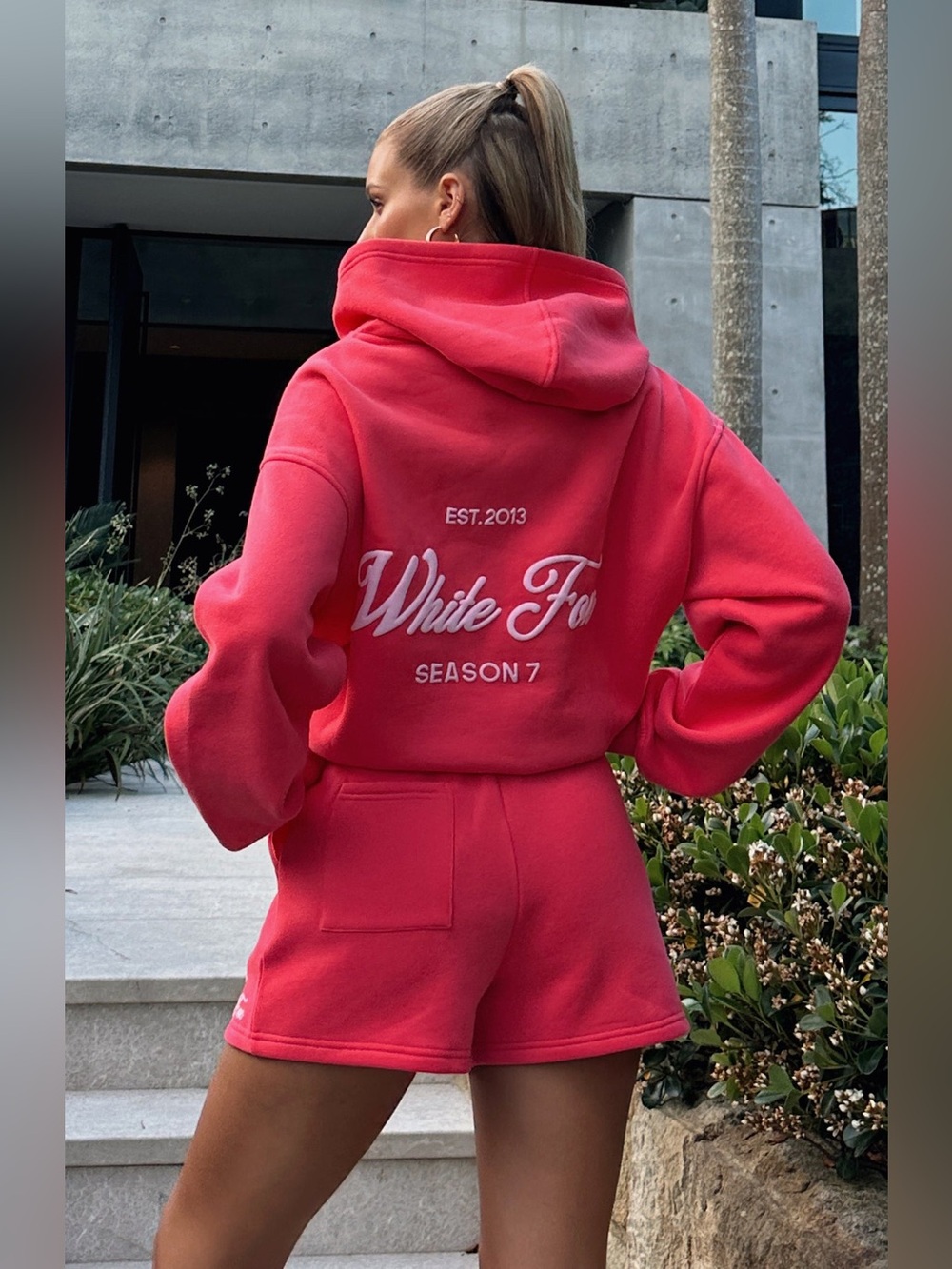 White Fox Boutique Season 7 Oversized Hoodie Sorbet Sweatshirt S/M *f